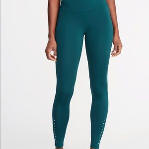 Mid-Rise Elevate Lightweight Compression Leggings